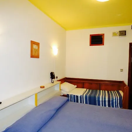 Mon Repos Hotel